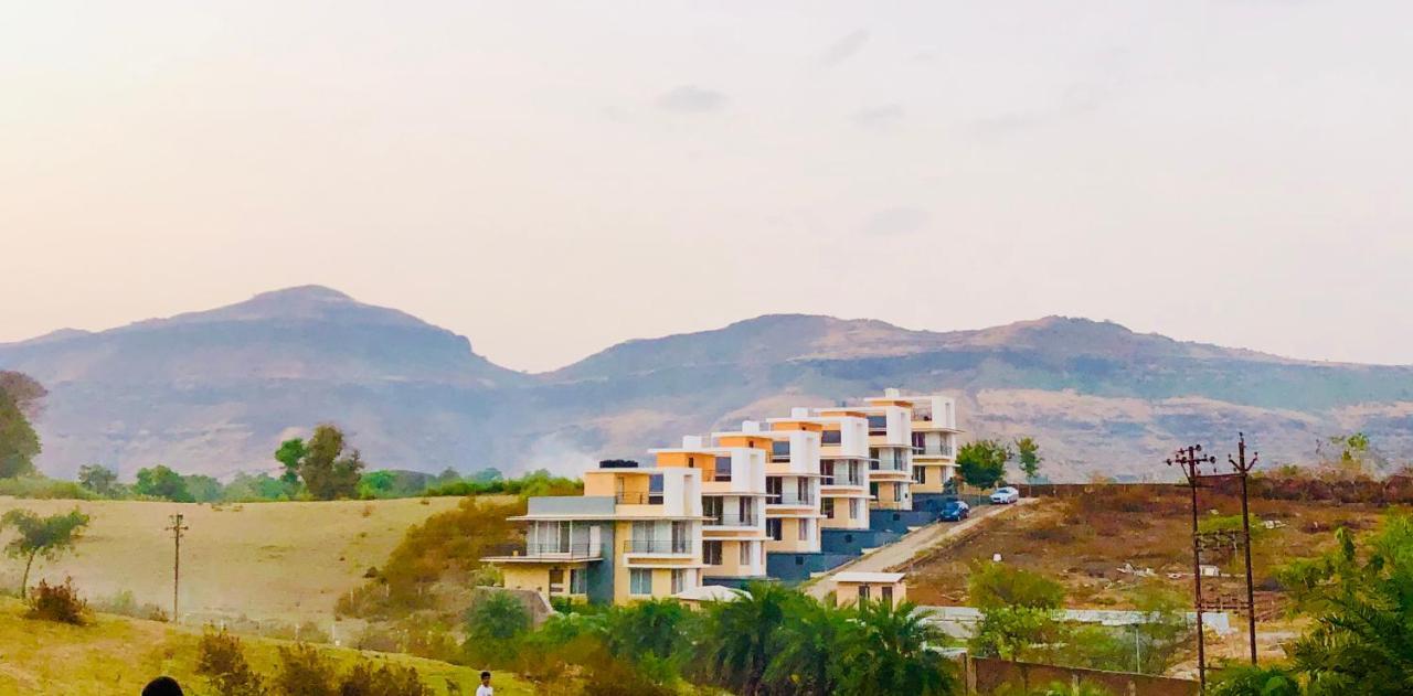 Royal Meadows - Igatpuri Bungalow B Buitenkant foto