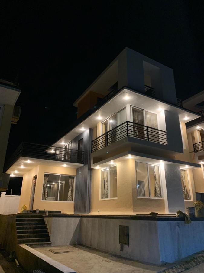 Royal Meadows - Igatpuri Bungalow B Buitenkant foto